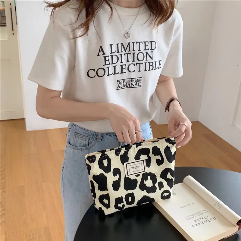 Leopard Print Canvas Shoulder Bag Large Capacity - Image 7