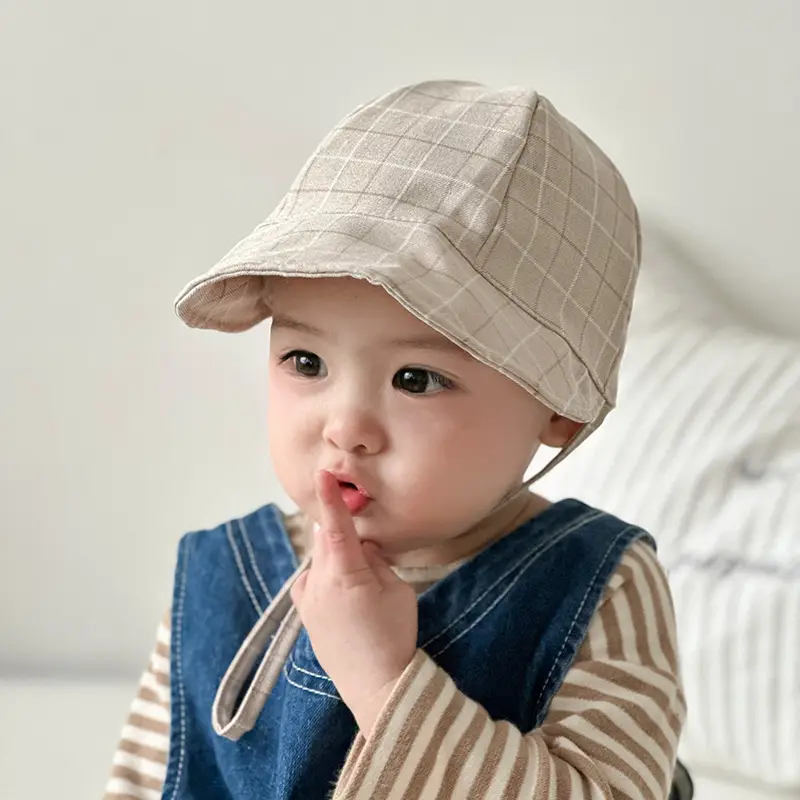Qiu Nan Kids Plaid Sunscreen Cap 2 Colors - Image 3