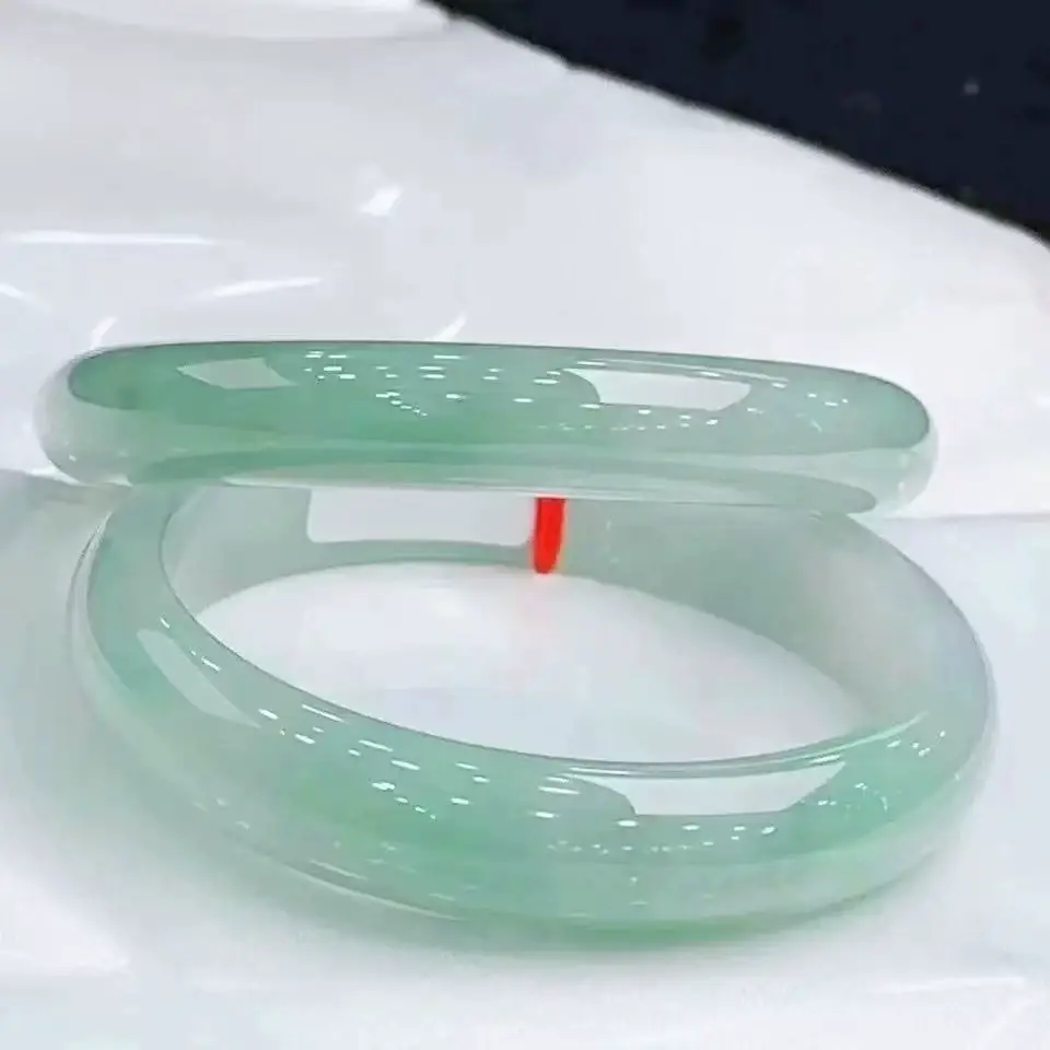 Clearance Jadeite Bracelet Green Women Ice Waxy Light Yang — feature 3