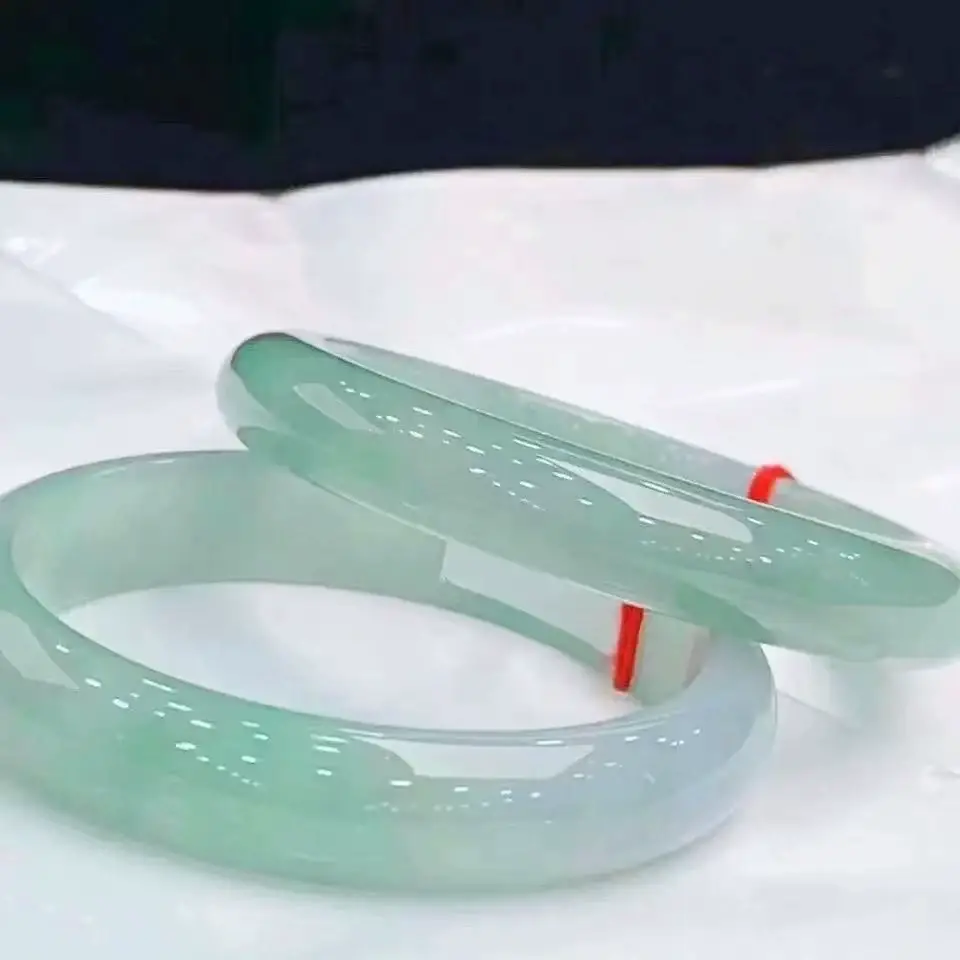 Clearance Jadeite Bracelet Green Women Ice Waxy Light Yang — feature 4