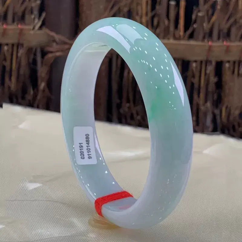 Natural Burmese Jade Bracelet for Women Ice Glutinous Green — feature 4