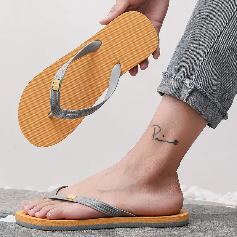 2024 Summer Rubber Flip Flops Men Casual Lightweight Non-Slip