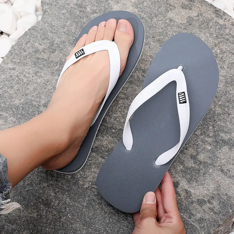 2024 Summer Rubber Flip Flops Men Casual Lightweight Non-Slip