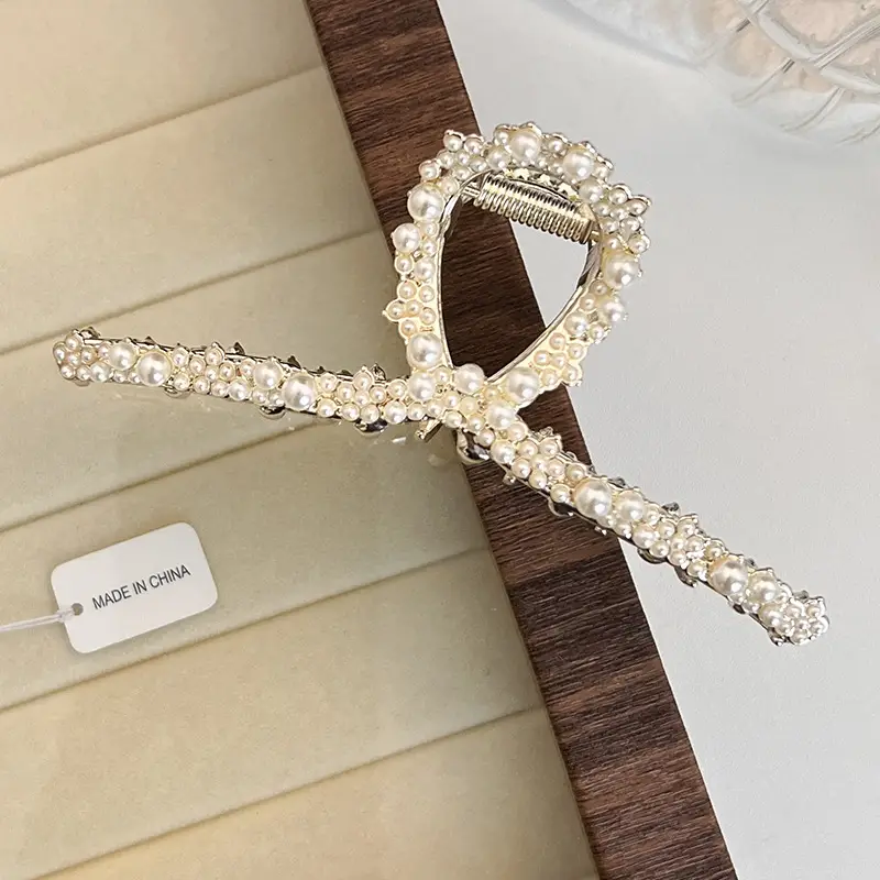 Pearl Flower Cross Hair Clip with Gold Plated Design — feature 7