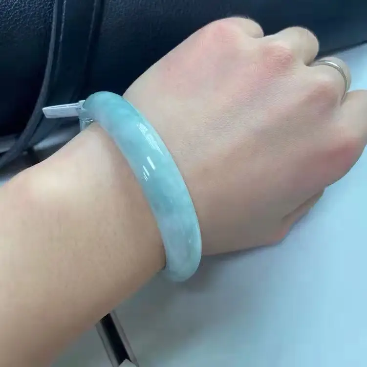 Clearance Random Myanmar Jadeite Bracelet Light Yang Green - Image 3