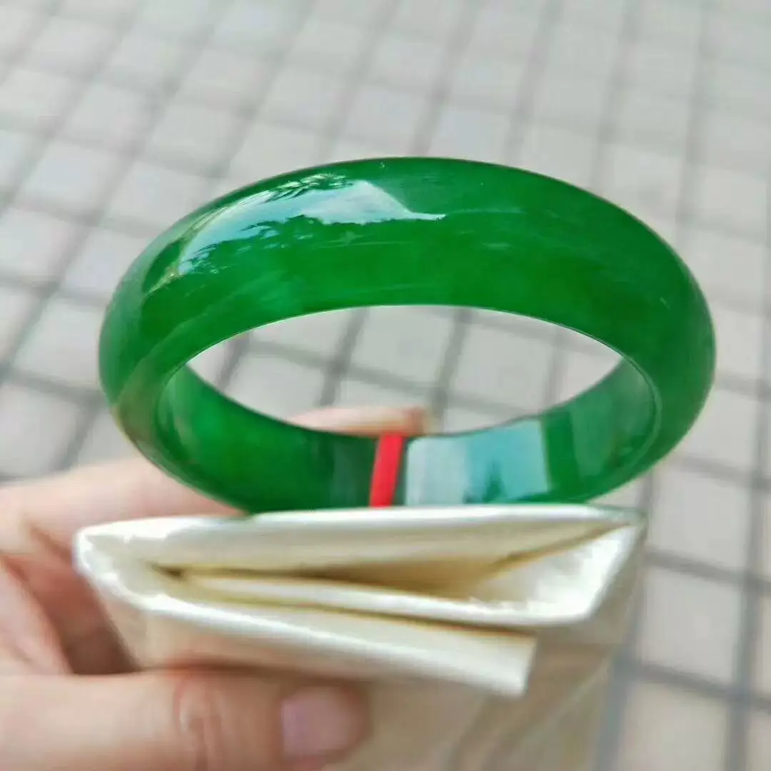 Natural Burmese Jade Bracelet Dark Green A-Grade Ice Waxy — feature 2
