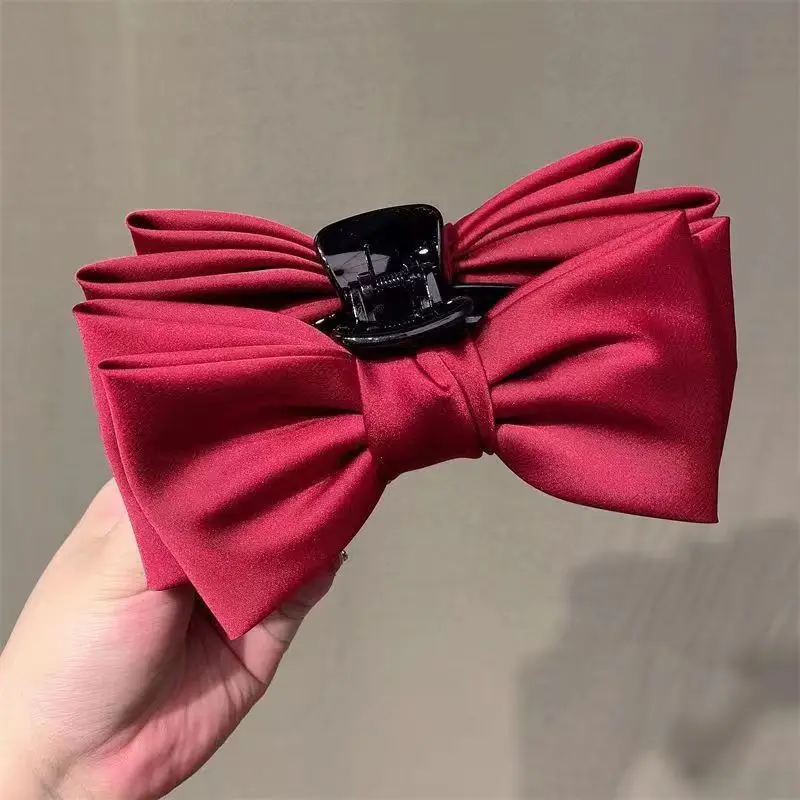 Red Shark Clip for Women's Hair Pony — feature 13