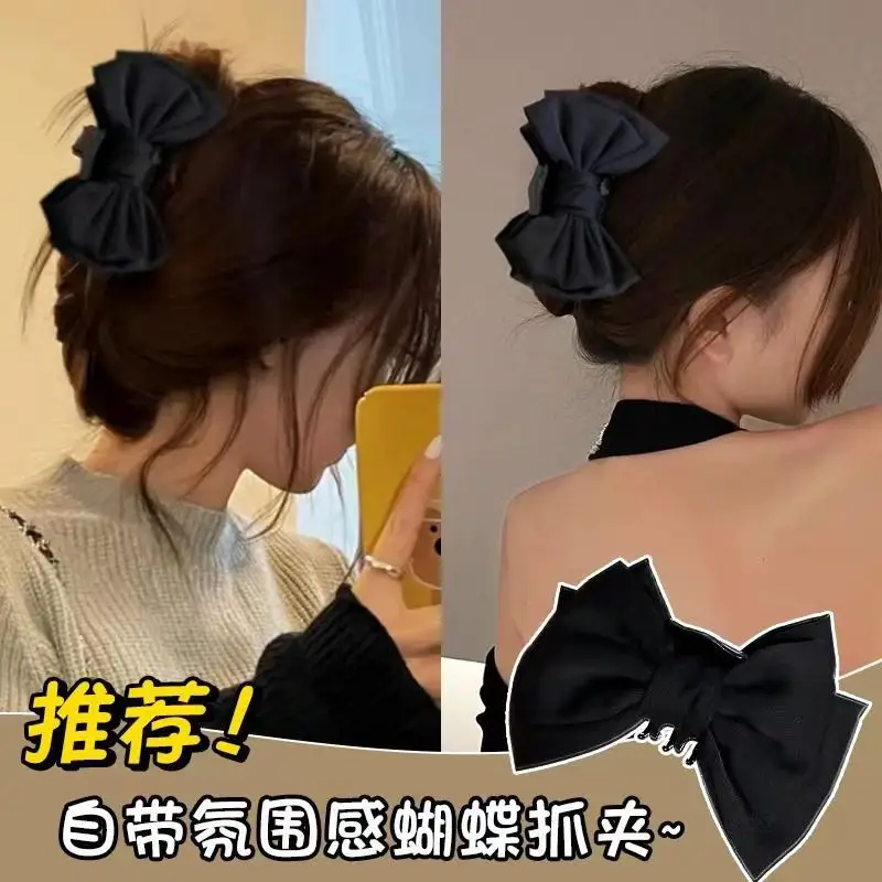 Red Shark Clip for Women's Hair Pony — feature 3