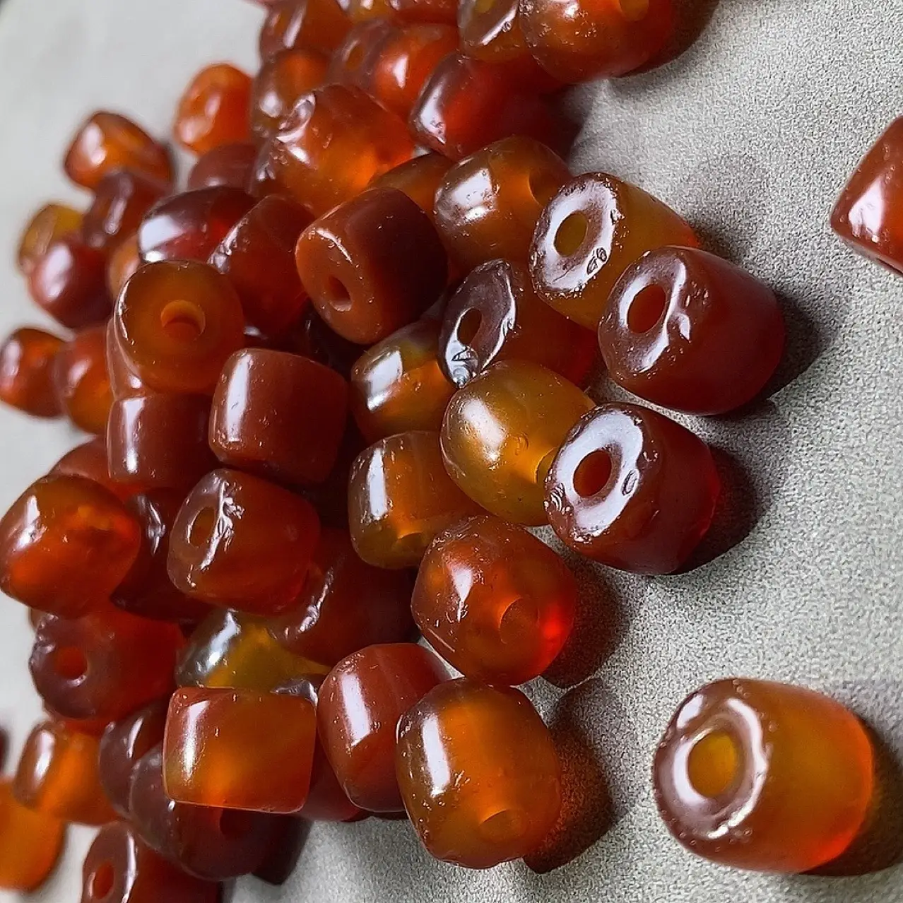 Wholesale Natural Red Agate Broken Beads for DIY Bracelets — feature 3