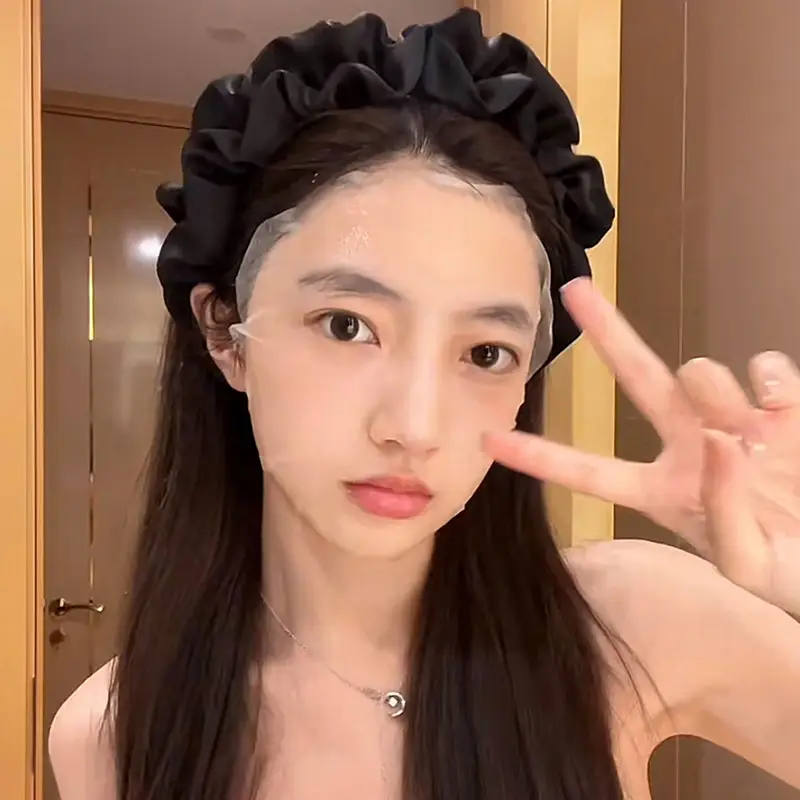 Black Pleated Hair Band for Women Face Mask 2022 — feature 17