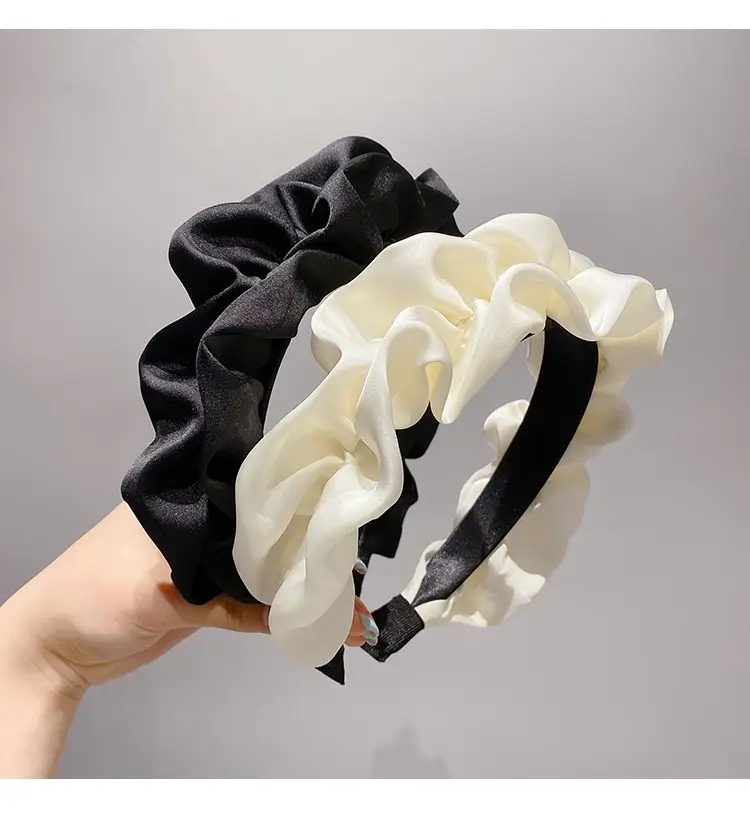 Black Pleated Hair Band for Women Face Mask 2022 — feature 27