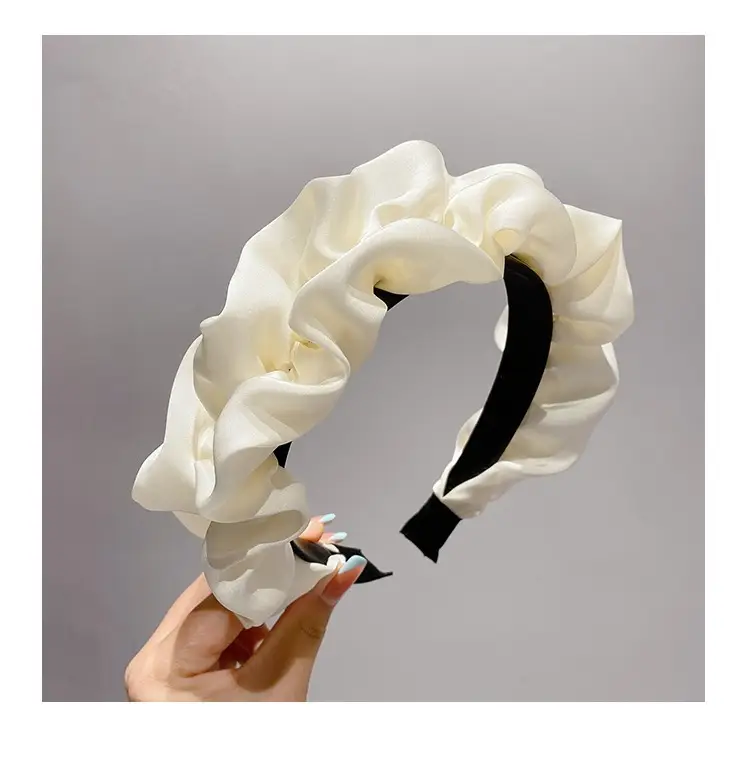 Black Pleated Hair Band for Women Face Mask 2022 — feature 29
