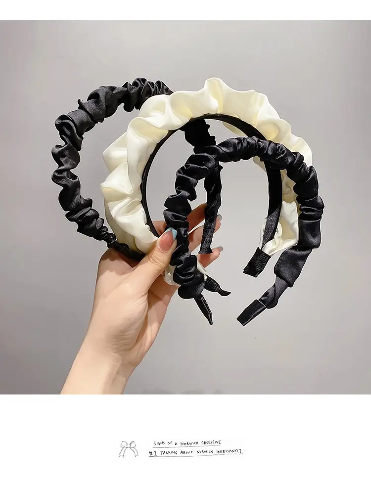 Black Pleated Hair Band for Women Face Mask 2022 — feature 34