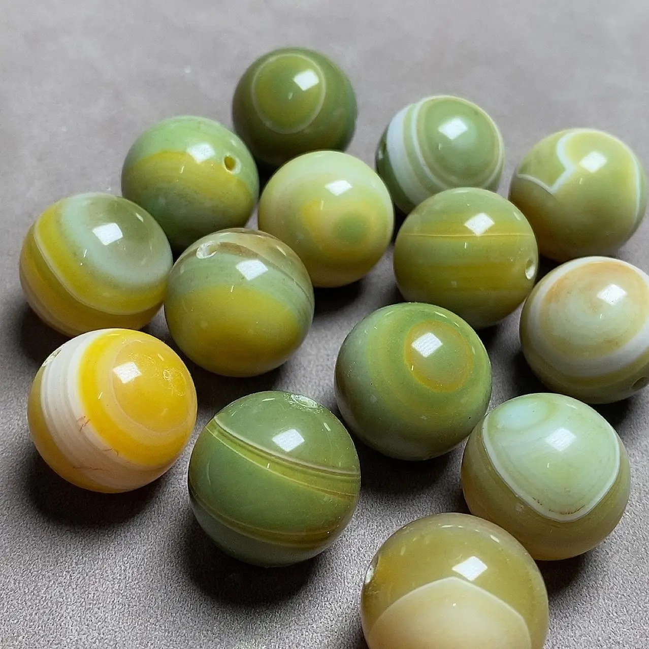 Yellow-Green Silk Wrapped Agate Round Beads - Image 3