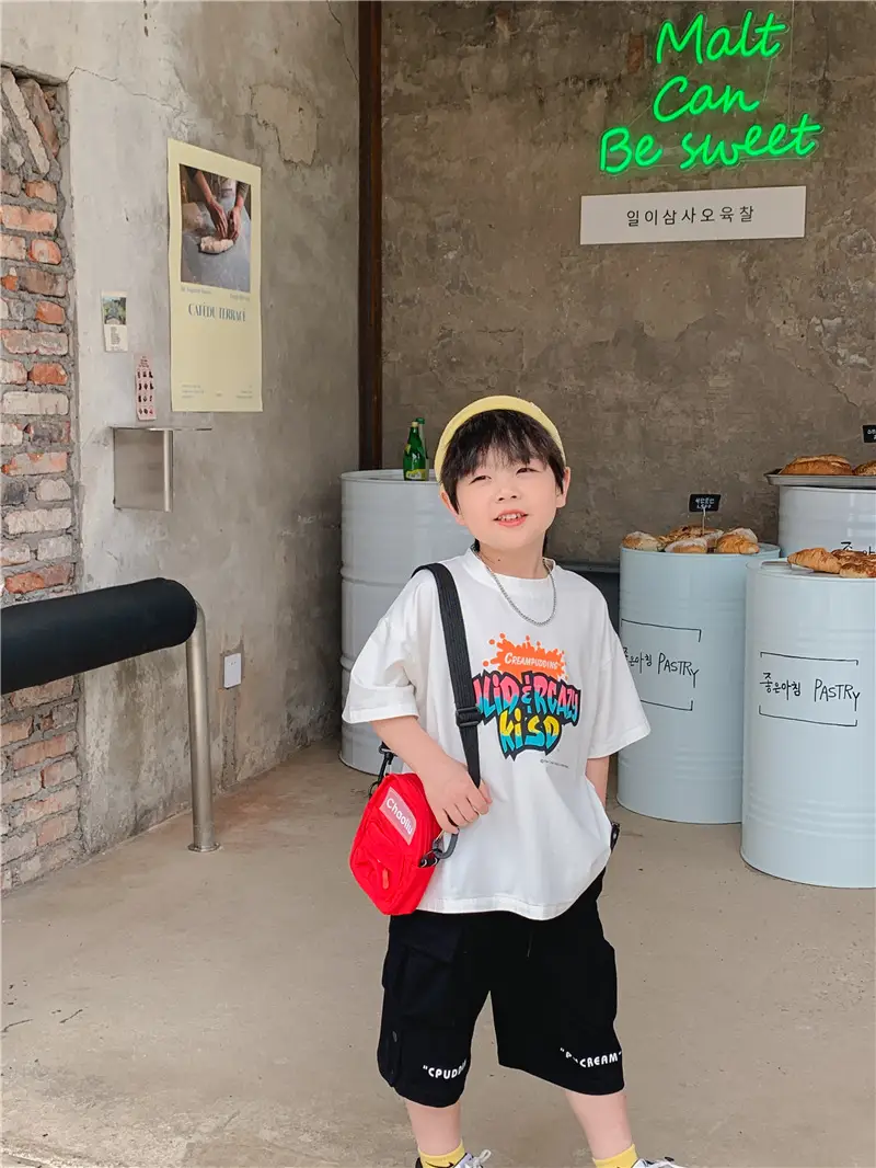 2025 Summer Boys White Graphic T-Shirt Black Shorts Set — feature 13
