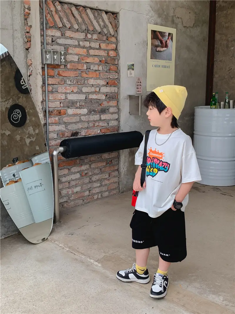 2025 Summer Boys White Graphic T-Shirt Black Shorts Set — feature 9