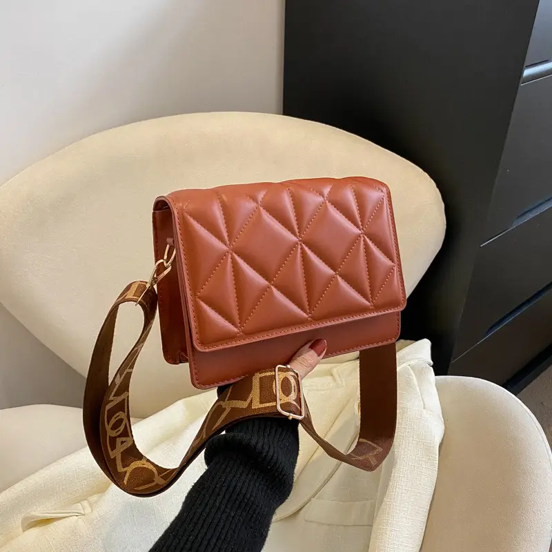 Black Rhombic Shoulder Bag Women 2023 - Image 8