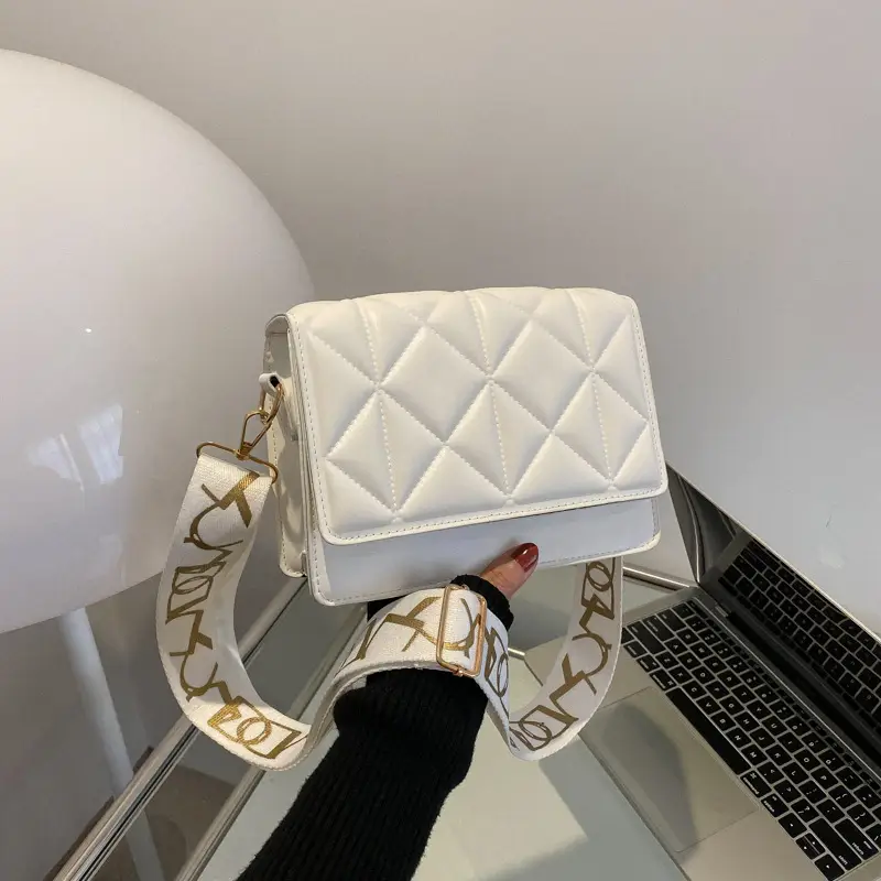 Black Rhombic Shoulder Bag Women 2023 - Image 9