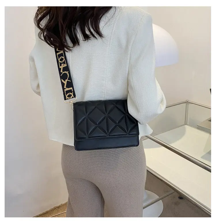 Black Rhombic Shoulder Bag Women 2023 — feature 26