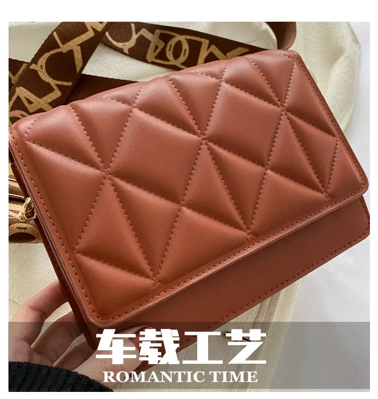 Black Rhombic Shoulder Bag Women 2023 — feature 3