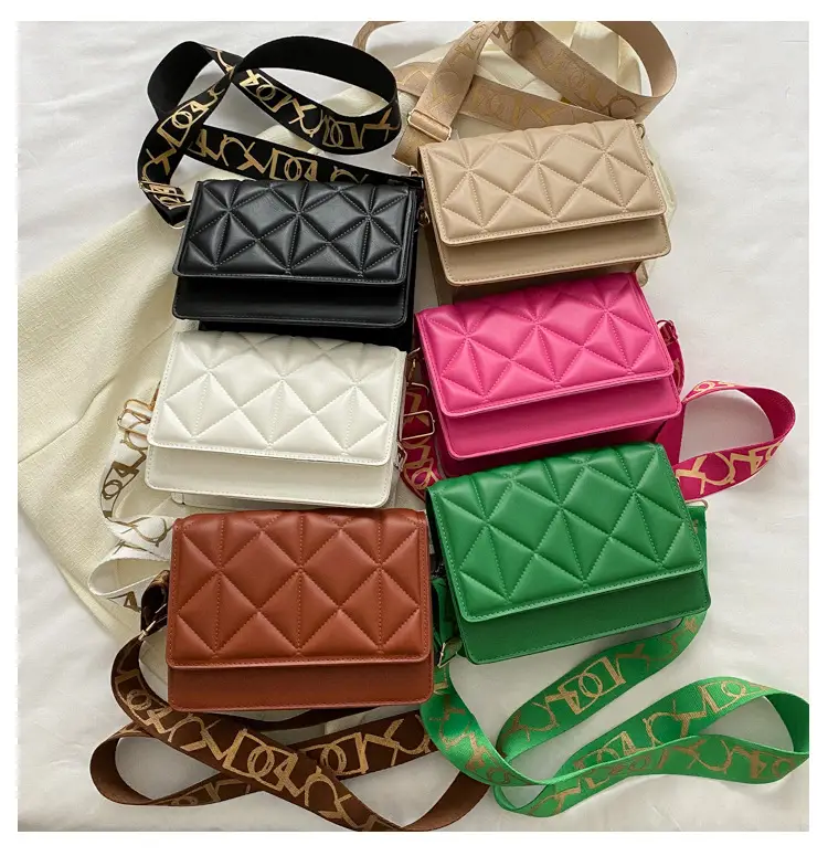Black Rhombic Shoulder Bag Women 2023 — feature 33