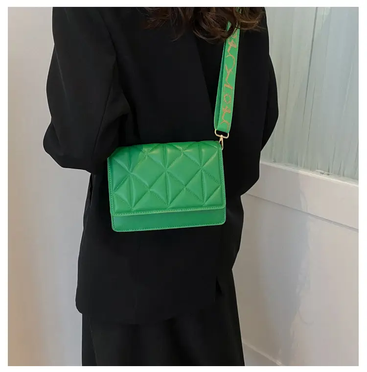 Black Rhombic Shoulder Bag Women 2023 — feature 9