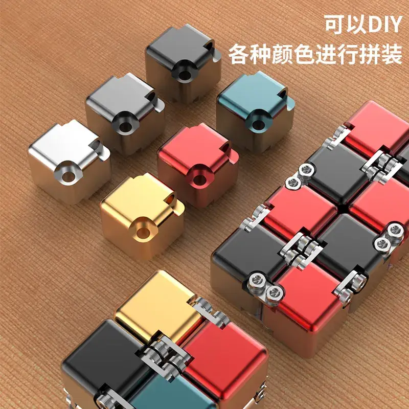 DIY Rubik's Cube Unlimited Spin & Turn - Image 14