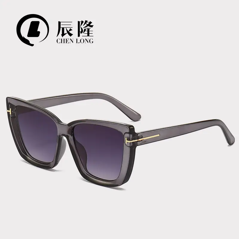 Women's Butterfly Driving Sunglasses Black 8244T - Image 4