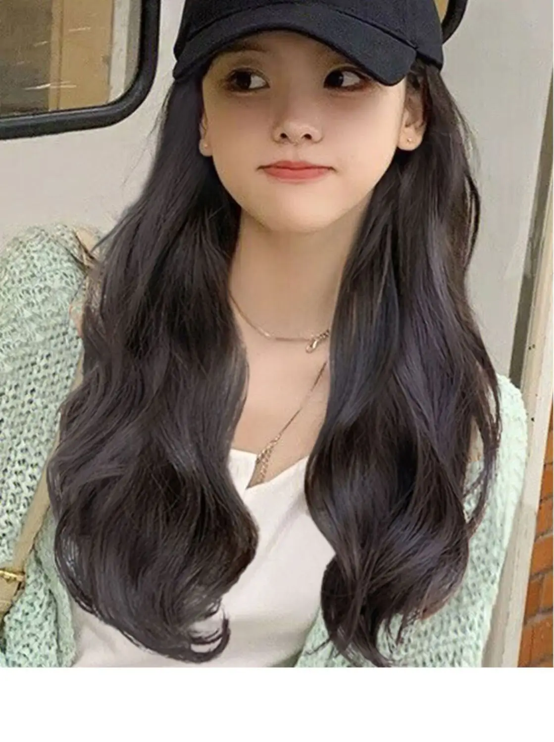 Women's R-Letter Long Curly Hair Cap Autumn Winter 2022 — feature 9