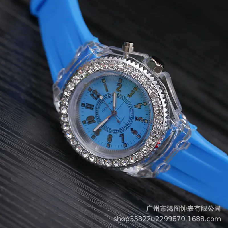 2023 Luminous Crystal Watch for Men Women White Silicone