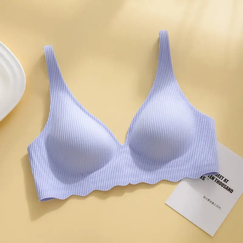 Wire-Free, Breathable, Soft Underwear for Small Busts - Image 2
