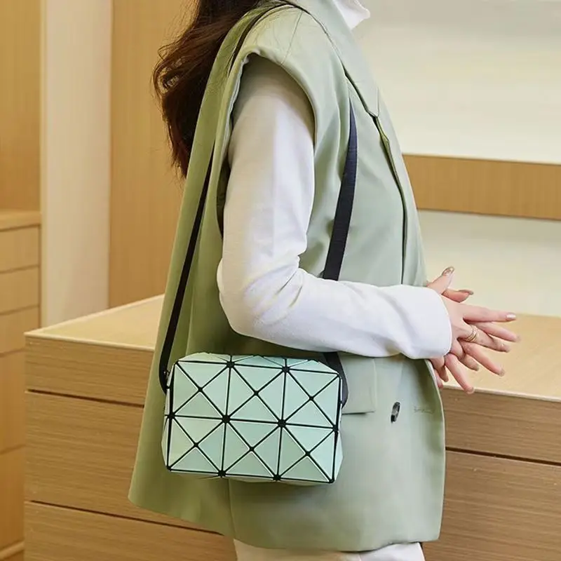 2025 Geometric Diamond Crossbody Bag for Women