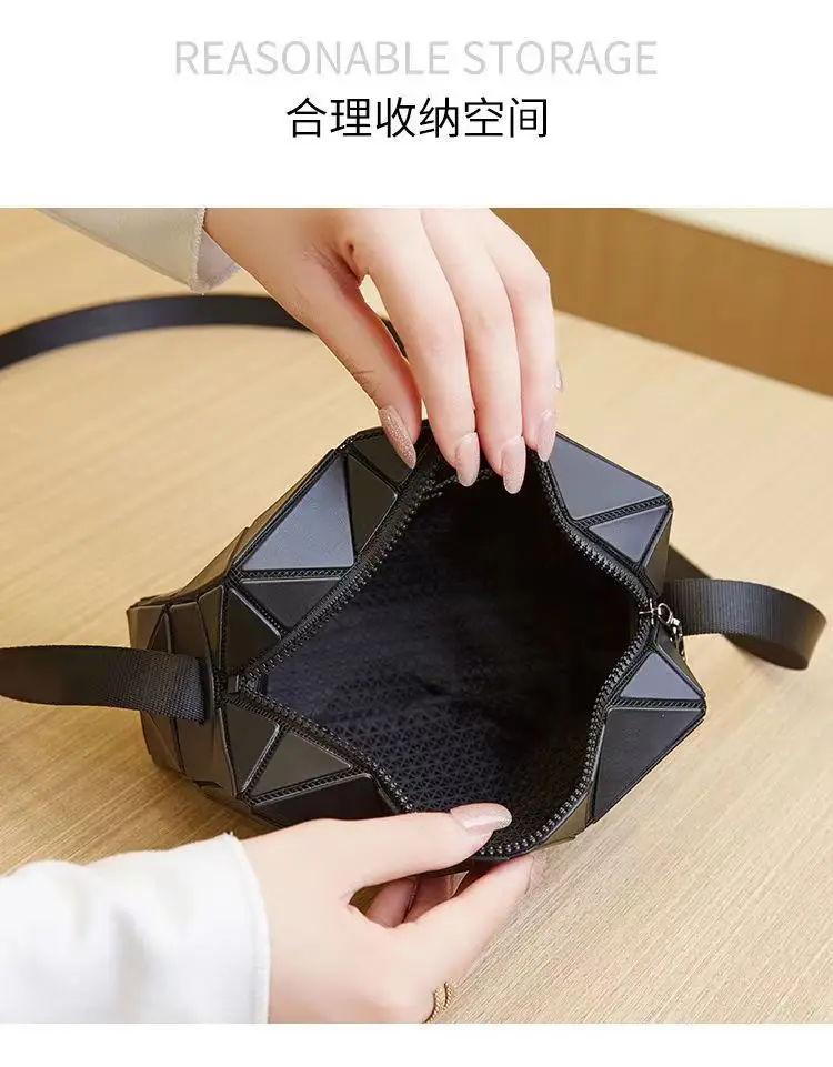 2025 Geometric Diamond Crossbody Bag for Women — feature 4