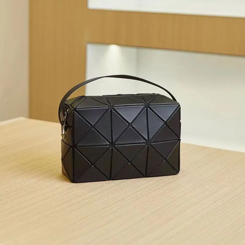 2025 Geometric Diamond Crossbody Bag for Women
