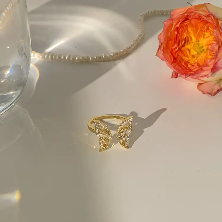 Golden Butterfly Index Finger Ring with Clear Stones — feature 3