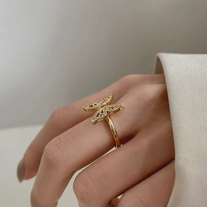 Golden Butterfly Index Finger Ring with Clear Stones — feature 4