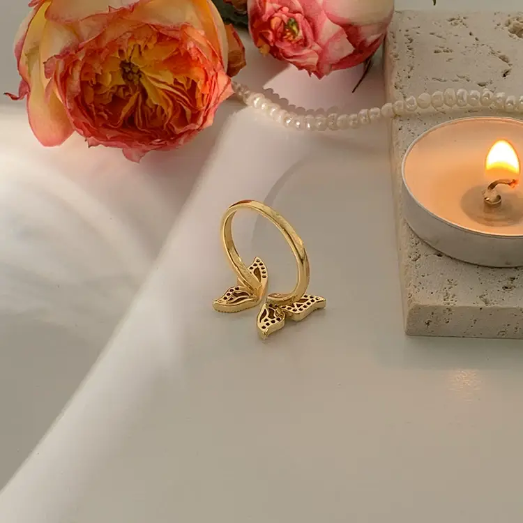 Golden Butterfly Index Finger Ring with Clear Stones — feature 8