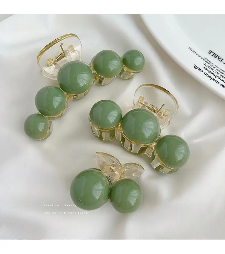 Acrylic Pearl Earrings Large Small Grab Clip Autumn Winter — feature 3
