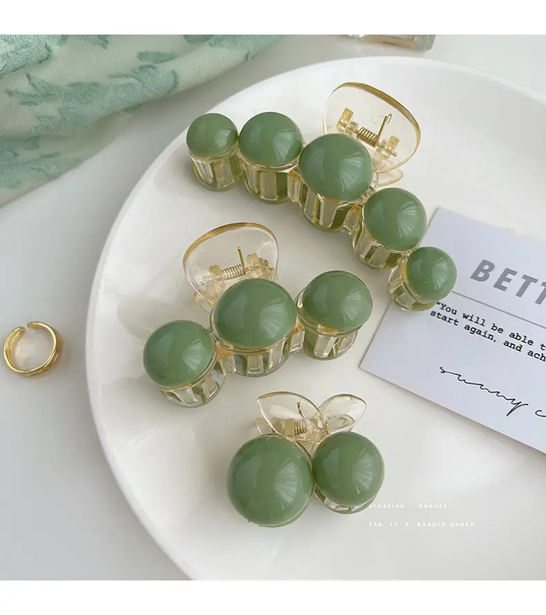 Acrylic Pearl Earrings Large Small Grab Clip Autumn Winter — feature 8