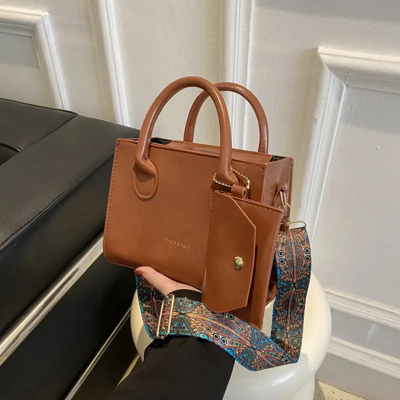 Women's Beige Shoulder Messenger Bag with Printed Strap - Image 7