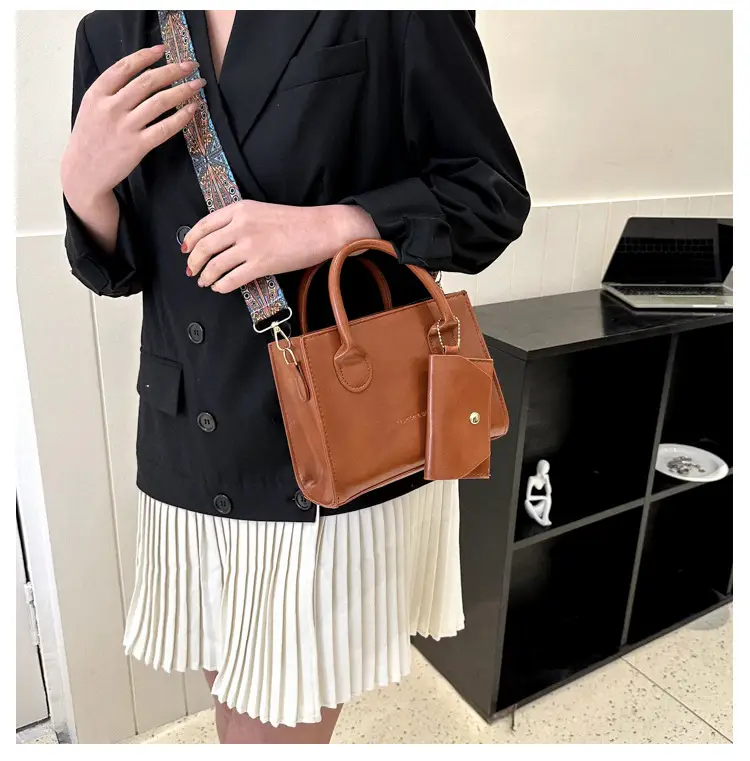 Women's Beige Shoulder Messenger Bag with Printed Strap — feature 12
