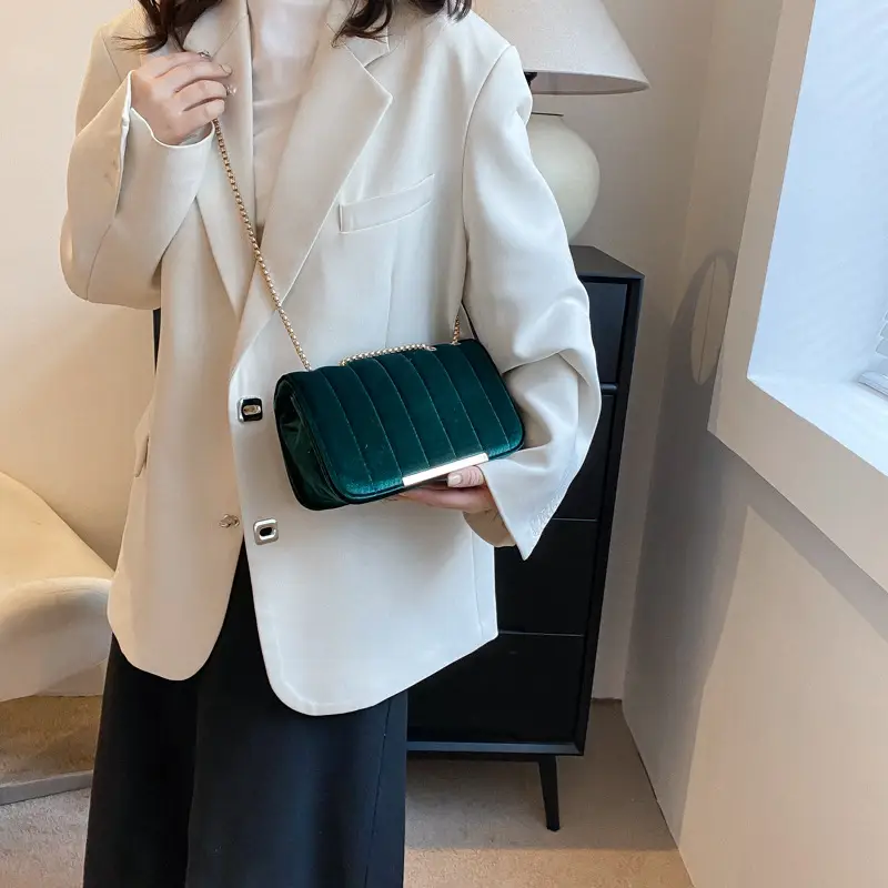 Women Velvet Chain Shoulder Bag Red Spring 2023 - Image 8