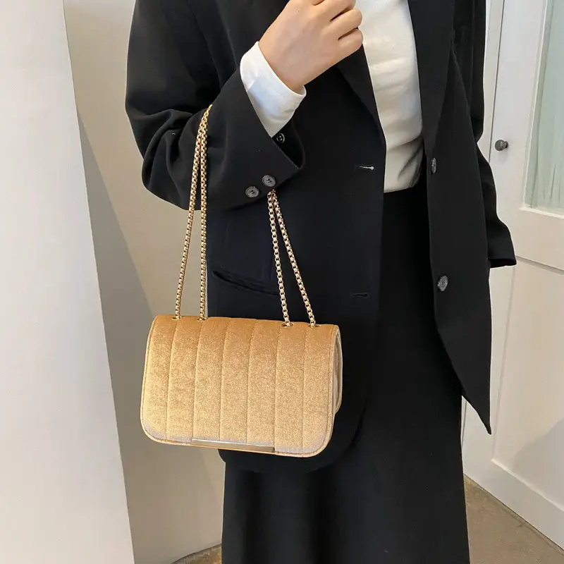 Women Velvet Chain Shoulder Bag Red Spring 2023 — feature 17