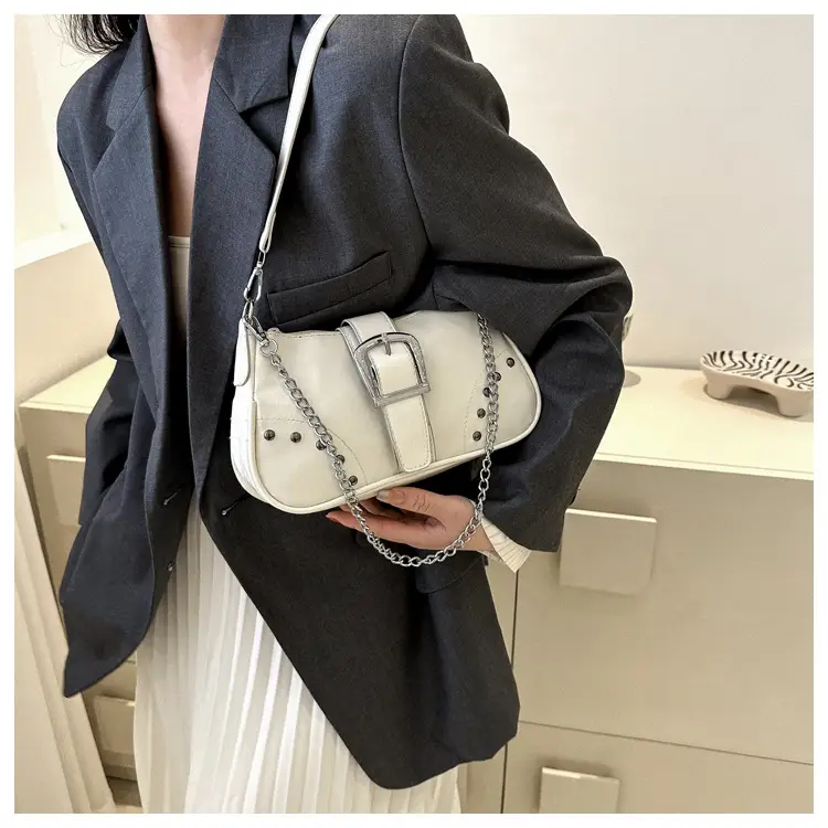Retro Brown Leather Crossbody Bag for Women — feature 17