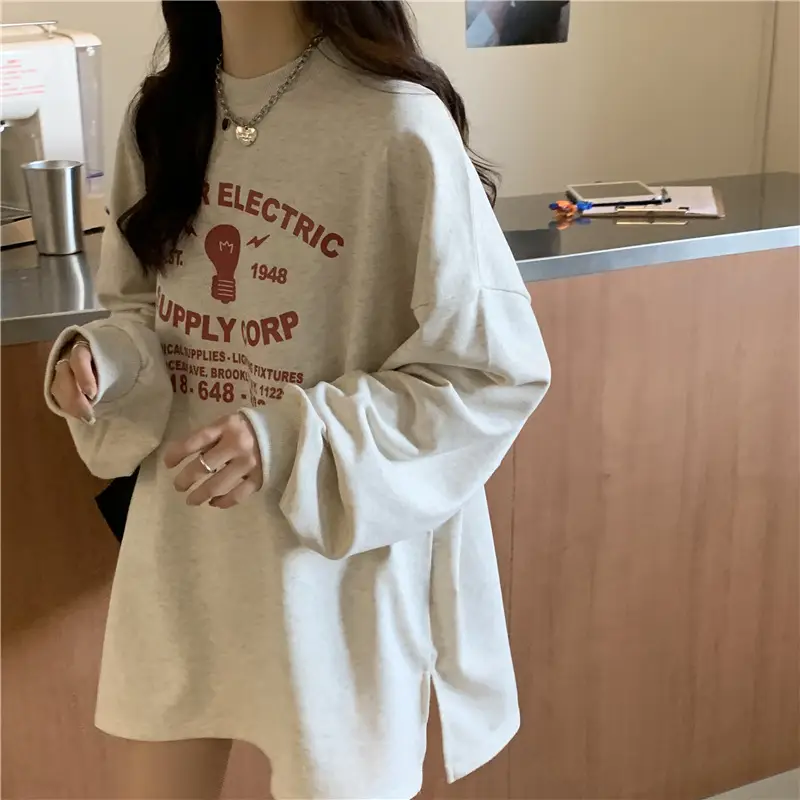 Women's Loose Sweatshirt T-Shirt with Crossbody Bag - Image 5
