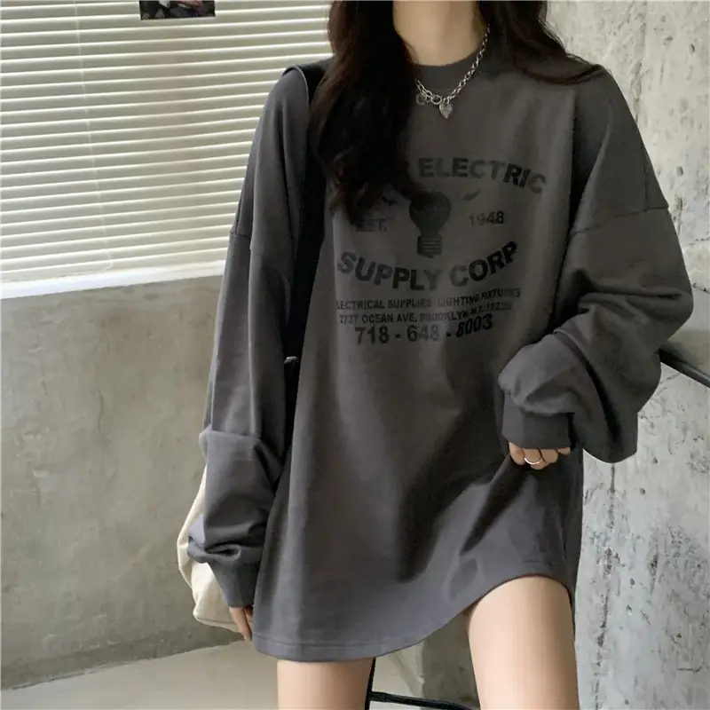 Women's Loose Sweatshirt T-Shirt with Crossbody Bag — feature 15