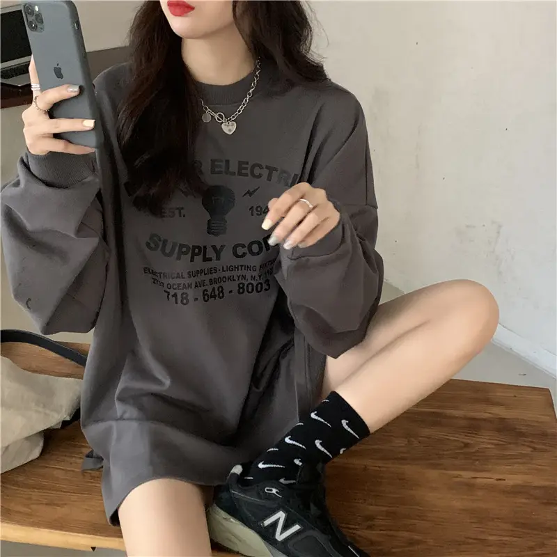 Women's Loose Sweatshirt T-Shirt with Crossbody Bag — feature 16