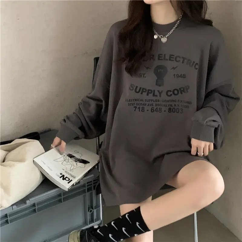 Women's Loose Sweatshirt T-Shirt with Crossbody Bag — feature 17