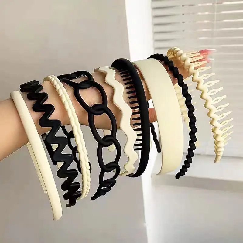 Milk White + black 9 piece set