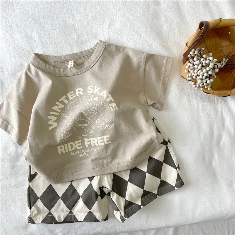 2024 Winter Skate New Kids T-Shirt Cream South Korea — feature 6